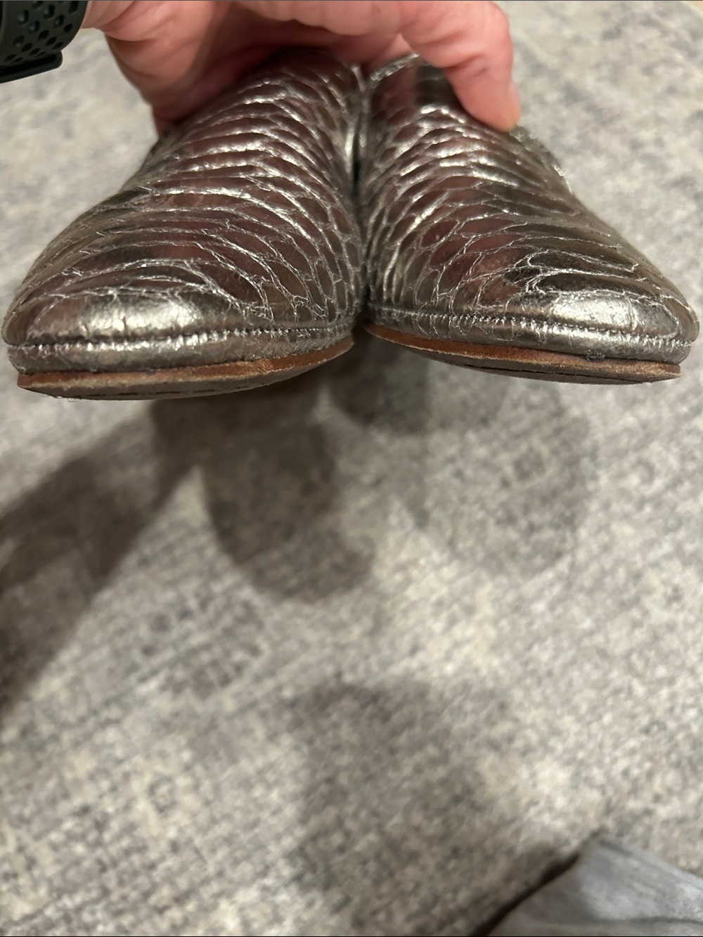 Rare! Frye Silver Ashley Slip On Flats Size 8 - Picture 7 of 10